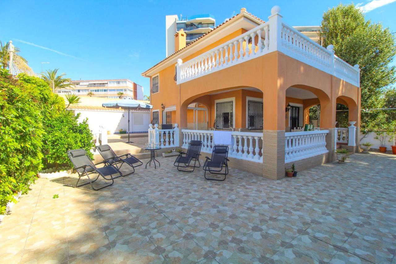 Great Villa, Sea Views, 20 Secs Walk To The Beach, Bbq, 9 People, 5 Mins Car From Alicante City Center, Sailing Club 3 Mins Walk Bagian luar foto