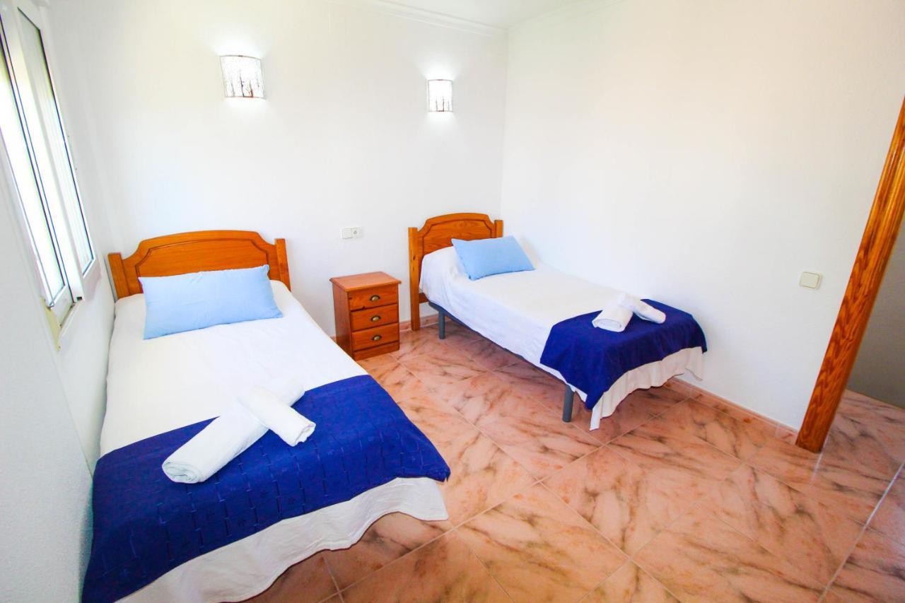 Great Villa, Sea Views, 20 Secs Walk To The Beach, Bbq, 9 People, 5 Mins Car From Alicante City Center, Sailing Club 3 Mins Walk Bagian luar foto