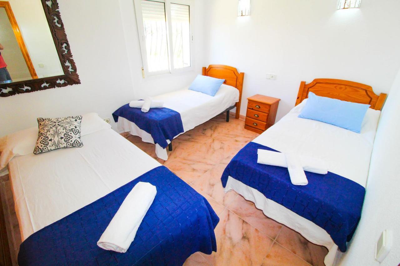 Great Villa, Sea Views, 20 Secs Walk To The Beach, Bbq, 9 People, 5 Mins Car From Alicante City Center, Sailing Club 3 Mins Walk Bagian luar foto